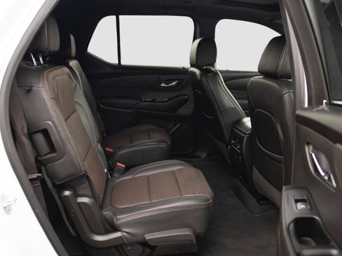 Used 2024 Chevrolet Traverse High Country image 15