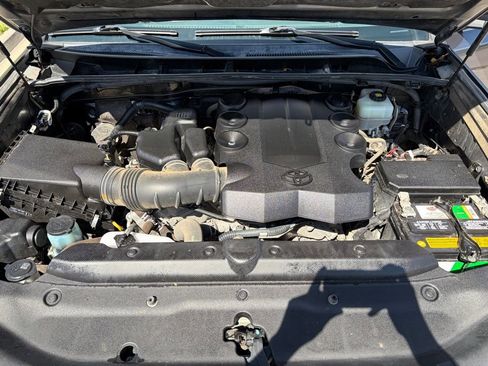 Used 2019 Toyota 4Runner SR5 Premium AWD/4WD image 51