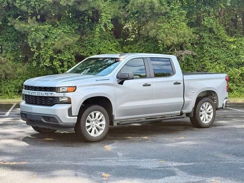 Used 2021 Chevrolet Silverado 1500 Custom w/ LPO, Dark Essentials Package RWD image 2