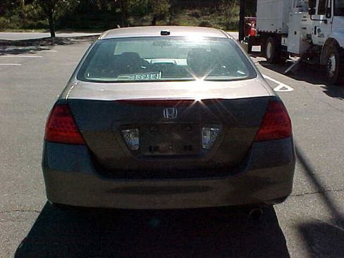 Used 2006 Honda Accord EX-L image 11