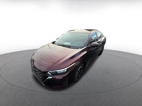 Used 2025 Nissan Sentra SV image 2