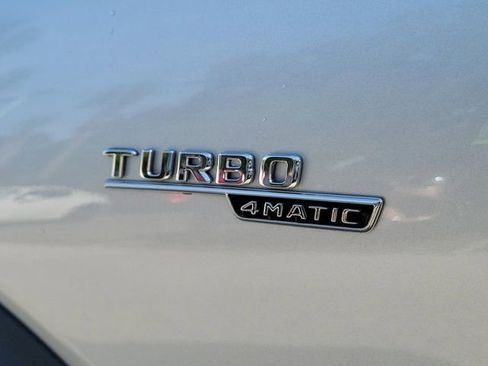 Used 2022 Mercedes-Benz GLB 35 AMG 4MATIC image 11