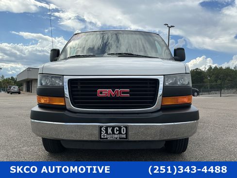 Used 2015 GMC Savana 2500 RWD image 8