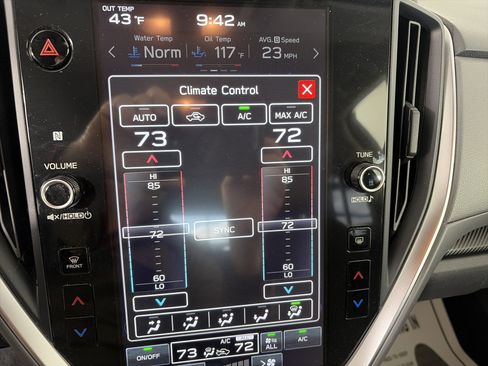 Used 2024 Subaru Crosstrek 2.0i Premium w/ Crosstrek Mirror Package image 21