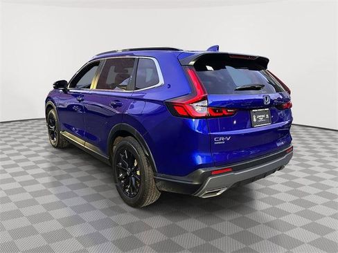 Used 2025 Honda CR-V Sport image 4