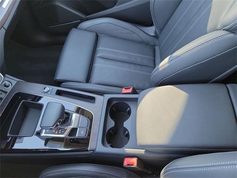 Used 2025 Audi Q5 2.0T Premium Plus w/ Premium Plus Package image 22