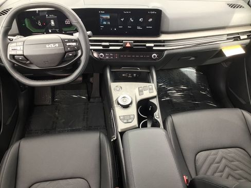 New 2026 Kia Sportage EX image 17