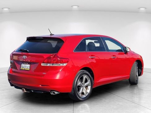 Used 2010 Toyota Venza AWD image 6