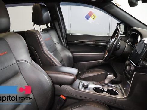 Used 2021 Jeep Grand Cherokee Trailhawk w/ Trailhawk Luxury Group AWD/4WD image 28