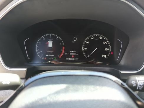 Used 2023 Honda Pilot Sport image 10