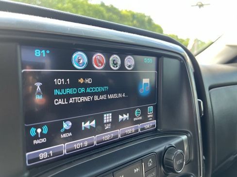 Used 2018 Chevrolet Silverado 1500 LT w/ All Star Edition AWD/4WD image 13