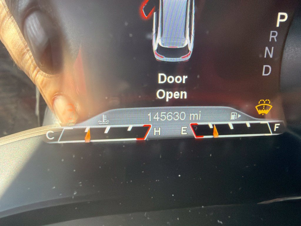 Used 2018 Jeep Cherokee Limited AWD/4WD image 21