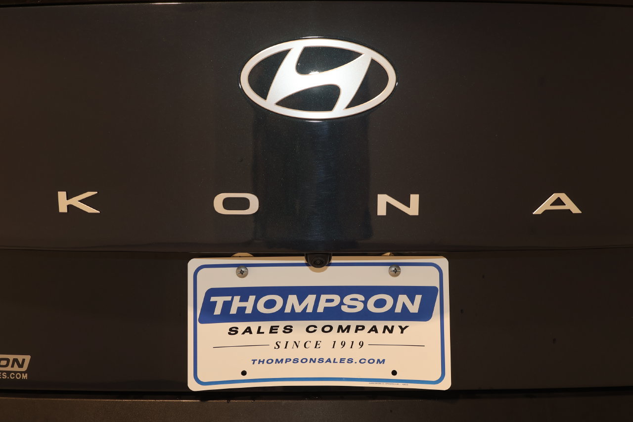 Used 2025 Hyundai Kona SEL AWD/4WD image 35