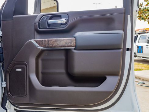 Used 2021 GMC Sierra 2500 Denali w/ Denali Ultimate Package image 37