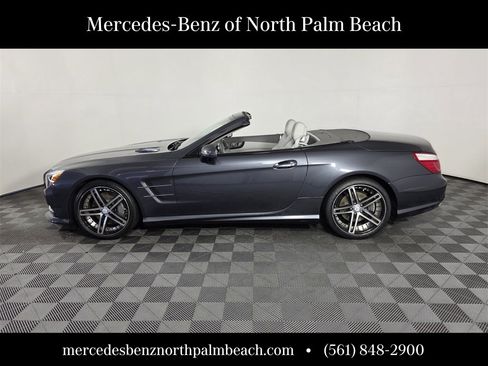 Used 2013 Mercedes-Benz SL 550 image 3