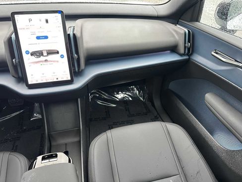 New 2026 Volvo EX30 Plus image 18