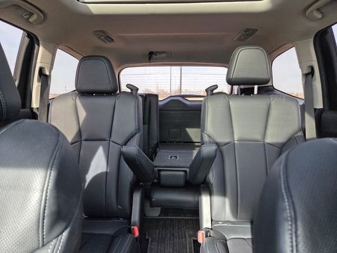 Used 2024 Subaru Ascent Limited w/ Technology Package image 33
