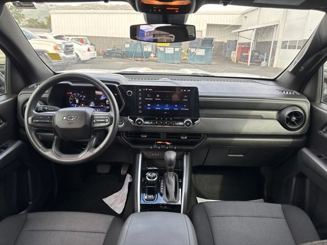 Used 2025 Chevrolet Colorado Trail Boss AWD/4WD image 12
