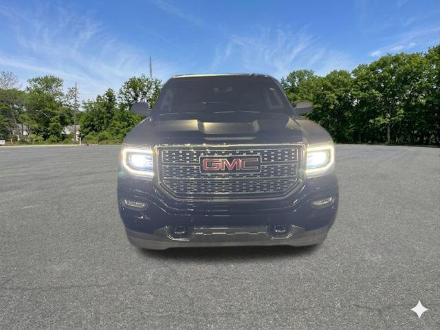 Used 2017 GMC Sierra 1500 Denali w/ Denali Ultimate Package AWD/4WD image 3