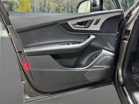 Used 2017 Audi Q7 2.0T Premium Plus w/ Premium Plus Package image 18