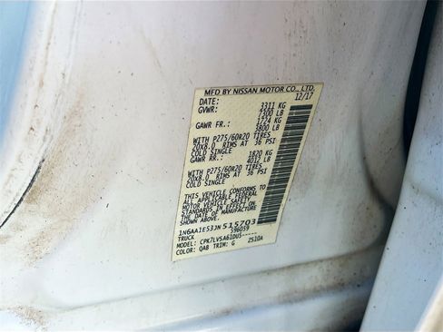 Used 2018 Nissan Titan SL image 28