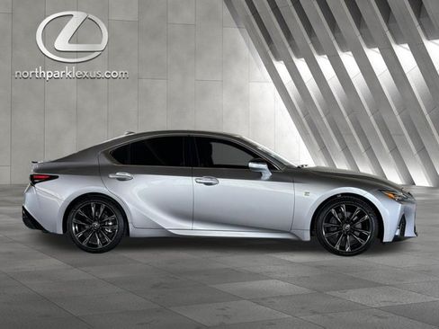 Certified 2025 Lexus IS 350 F Sport RWD image 4