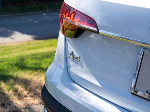 Used 2022 Audi A4 2.0T allroad Premium image 12