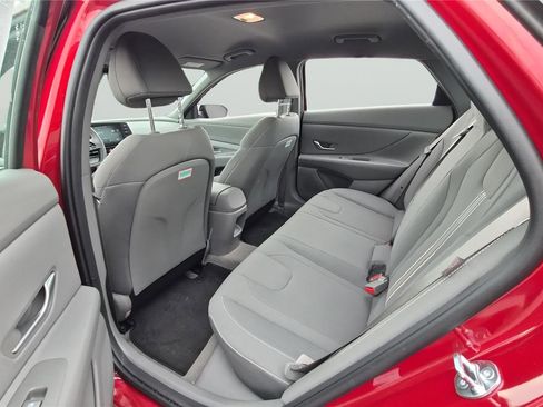 Used 2026 Hyundai Elantra Sport image 19