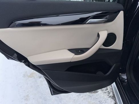 Used 2019 BMW X1 xDrive28i w/ Convenience Package image 17