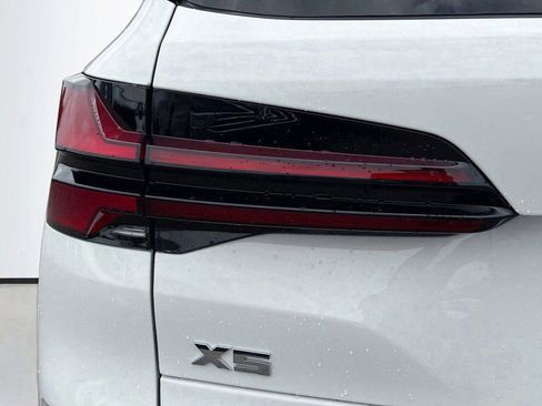 New 2026 BMW X5 M60i AWD/4WD image 11