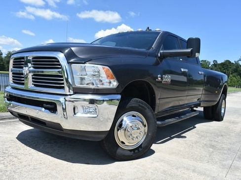 Used 2018 RAM 3500 Big Horn image 5
