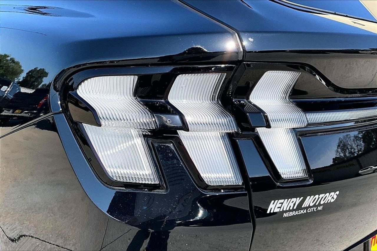 Used 2024 Ford Mustang Mach-E GT AWD/4WD image 25