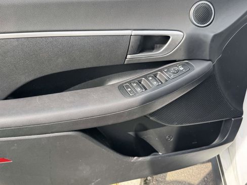 Used 2023 Hyundai Sonata SE FWD image 22