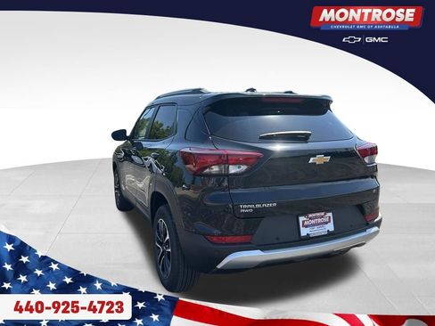 New 2026 Chevrolet TrailBlazer LT w/ LT Cold Weather Package AWD/4WD image 3