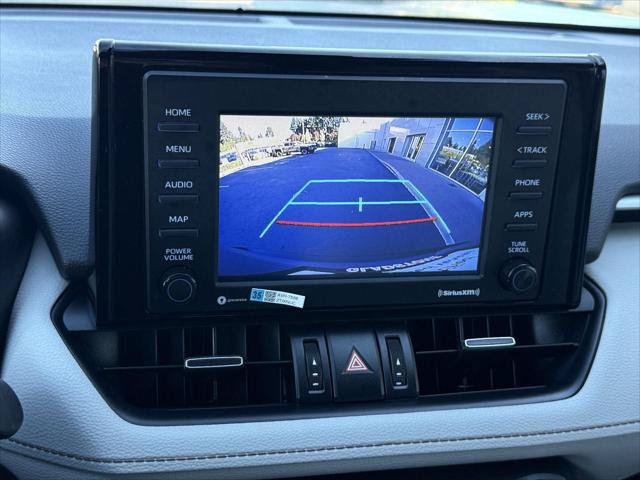 Certified 2022 Toyota RAV4 XLE Premium AWD/4WD image 29