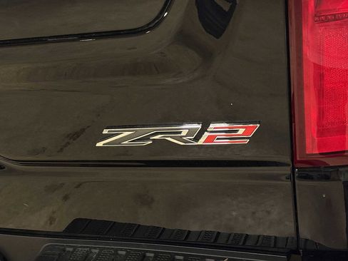 Used 2022 Chevrolet Silverado 1500 ZR2 image 27
