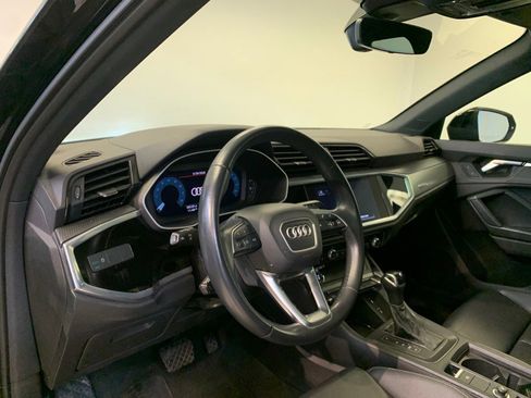 Used 2022 Audi Q3 2.0T Premium w/ Black Optic Sport Package AWD/4WD image 15