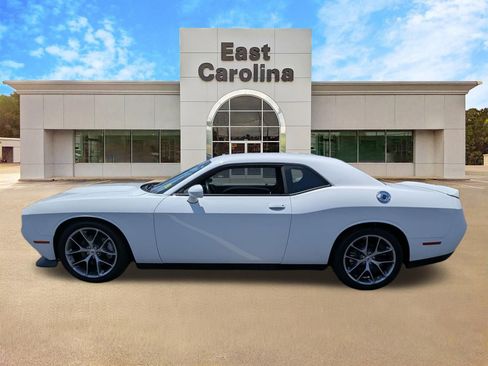Certified 2022 Dodge Challenger GT RWD image 6
