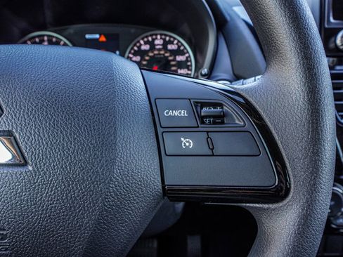 New 2026 Mitsubishi Eclipse Cross LE image 18