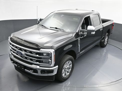 Used 2024 Ford F250 Lariat w/ Lariat Ultimate Package image 30