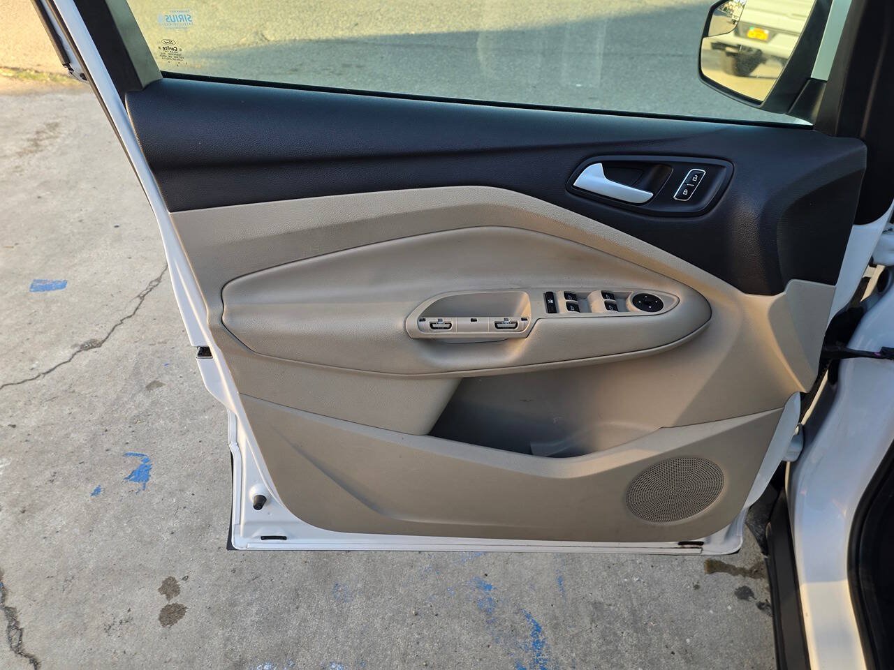 Used 2014 Ford Escape SE w/ Equipment Group 201A FWD image 19