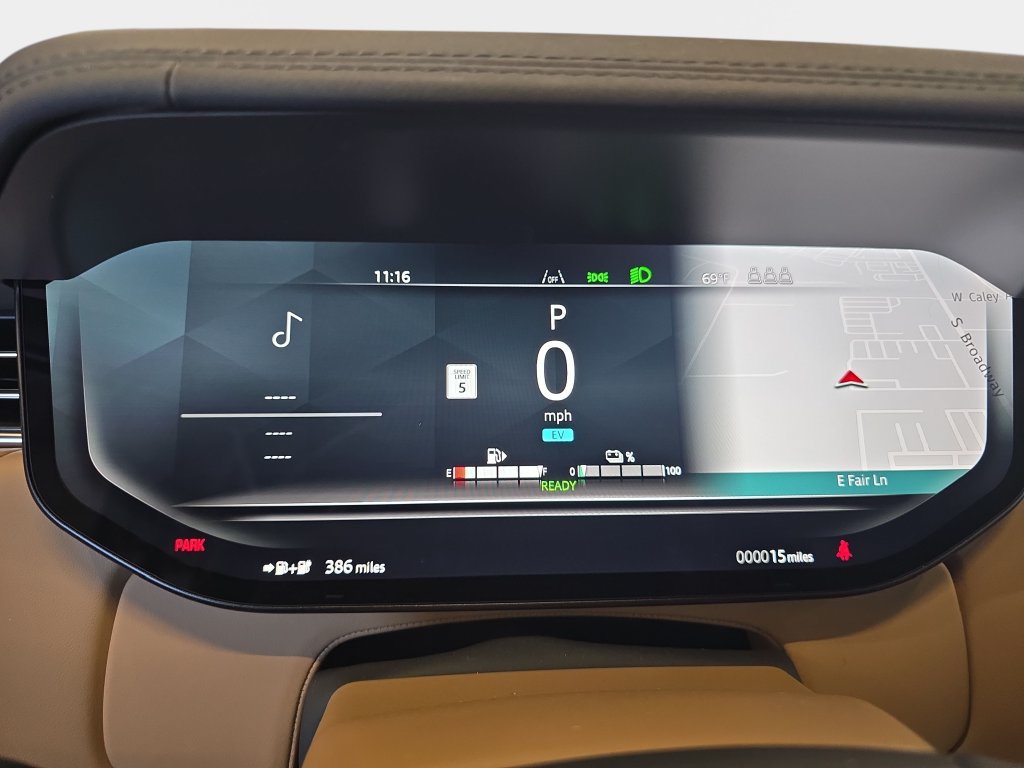 New 2026 Land Rover Range Rover SE AWD/4WD image 14