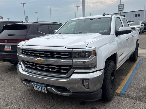 Used 2018 Chevrolet Silverado 1500 LTZ w/ Sport Package AWD/4WD image 4