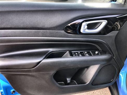 Used 2022 Jeep Compass Altitude image 13