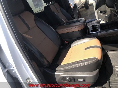 Used 2020 Chevrolet Silverado 3500 High Country w/ Z71 Off-Road Package AWD/4WD image 25