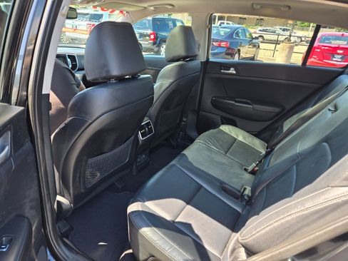 Used 2017 Kia Sportage EX w/ EX Premium Package image 6