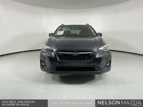 Used 2018 Subaru Crosstrek 2.0i Premium image 2