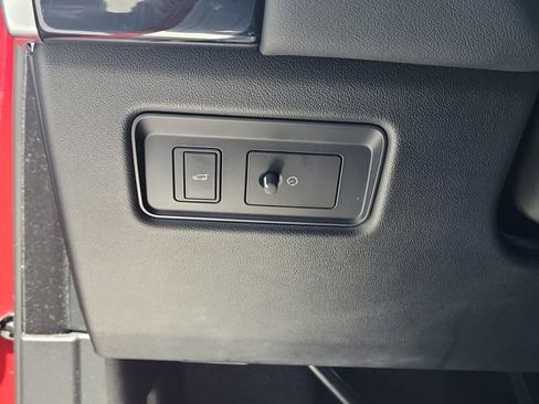 Used 2020 Land Rover Range Rover Sport HSE image 23