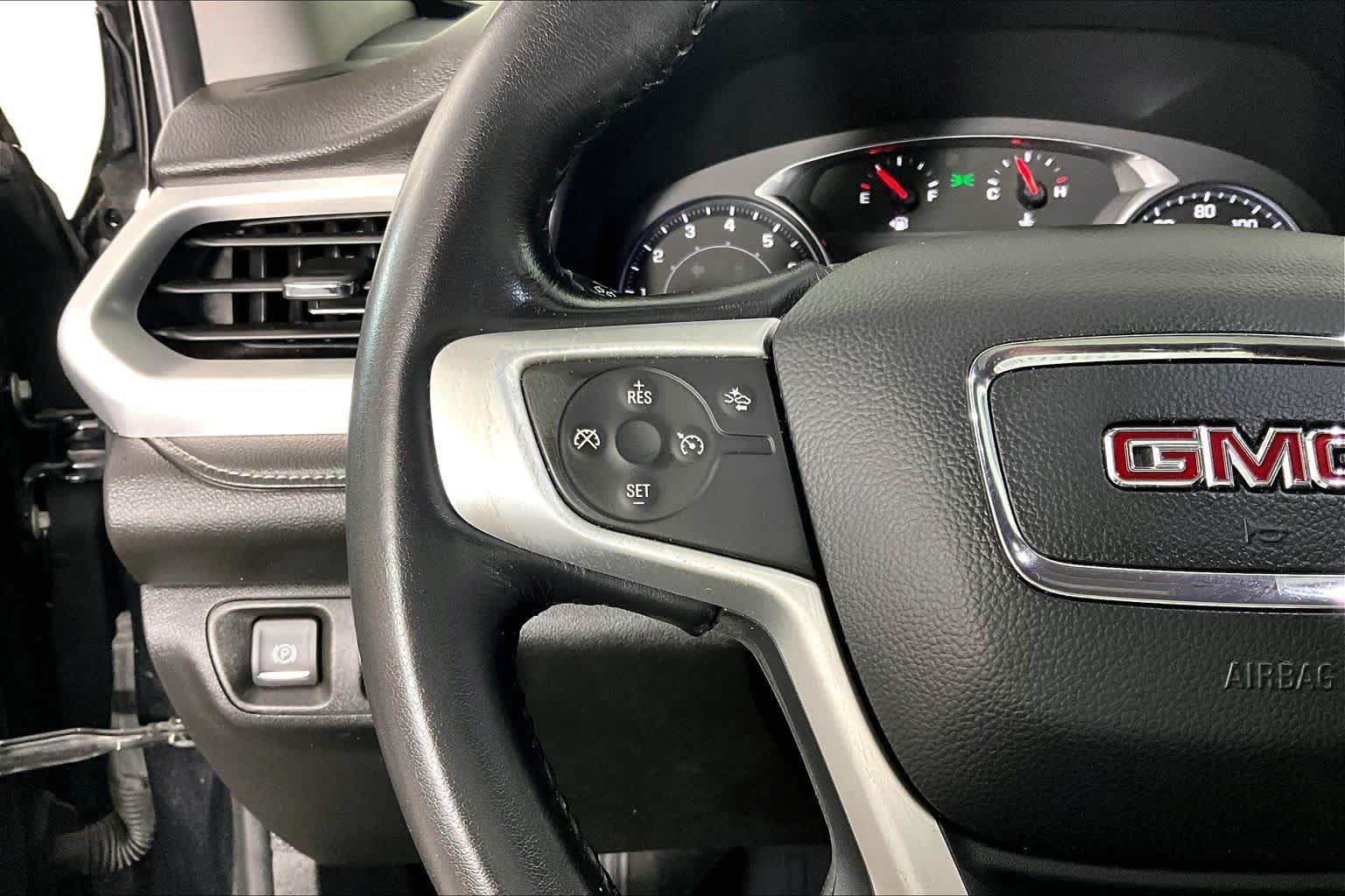Used 2022 GMC Acadia SLT w/ Elevation Edition FWD image 22