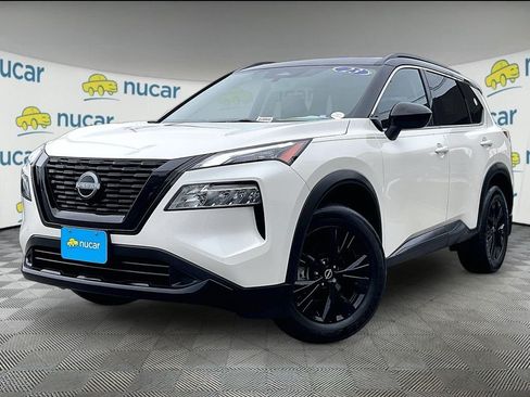 Used 2023 Nissan Rogue SV w/ SV Premium B Package AWD/4WD image 3